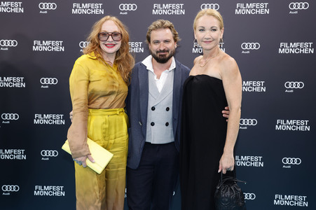 Festivaleröffnung mit Filmpremiere 'The Ballad of Wallis Island', Filmfest München 2025