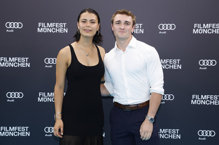 Festivaleröffnung mit Filmpremiere 'The Ballad of Wallis Island', Filmfest München 2025