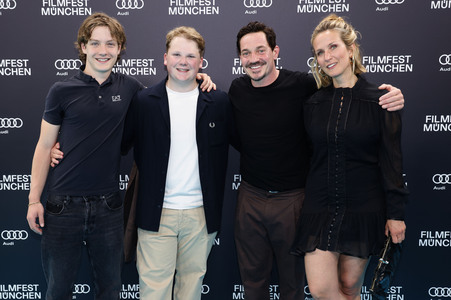 Festivaleröffnung mit Filmpremiere 'The Ballad of Wallis Island', Filmfest München 2025