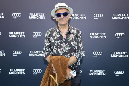 Festivaleröffnung mit Filmpremiere 'The Ballad of Wallis Island', Filmfest München 2025