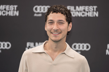 Festivaleröffnung mit Filmpremiere 'The Ballad of Wallis Island', Filmfest München 2025