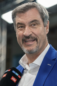 Festivaleröffnung mit Filmpremiere 'The Ballad of Wallis Island', Filmfest München 2025