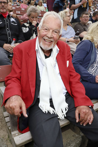 Premiere 'Halbblut' in Bad Segeberg