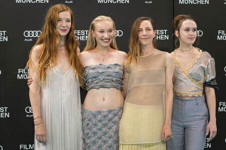 Festivaleröffnung mit Filmpremiere 'The Ballad of Wallis Island', Filmfest München 2025
