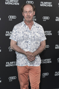 Serienpremiere 'Miss Sophie - Same Procedure as Every Year', Fil