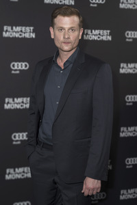 Serienpremiere 'Miss Sophie - Same Procedure as Every Year', Fil