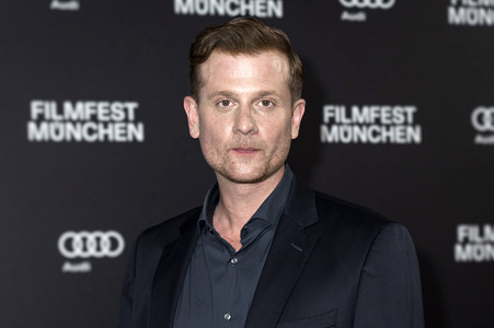 Serienpremiere 'Miss Sophie - Same Procedure as Every Year', Fil