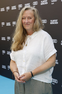 CineMerit Award für Gillian Anderson und Filmpremiere 'Der Salzpfad', Filmfest München 2025