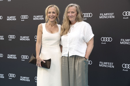 CineMerit Award für Gillian Anderson und Filmpremiere 'Der Salzpfad', Filmfest München 2025