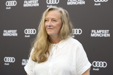 CineMerit Award für Gillian Anderson und Filmpremiere 'Der Salzpfad', Filmfest München 2025