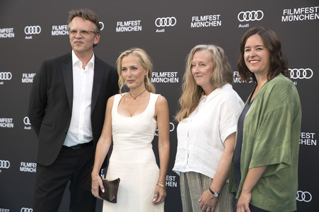 CineMerit Award für Gillian Anderson und Filmpremiere 'Der Salzpfad', Filmfest München 2025