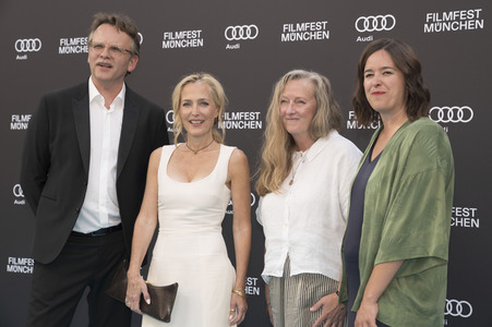 CineMerit Award für Gillian Anderson und Filmpremiere 'Der Salzpfad', Filmfest München 2025