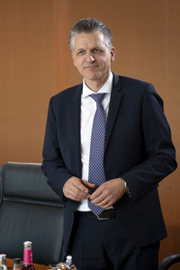 9. Sitzung des Bundeskabinetts in Berlin