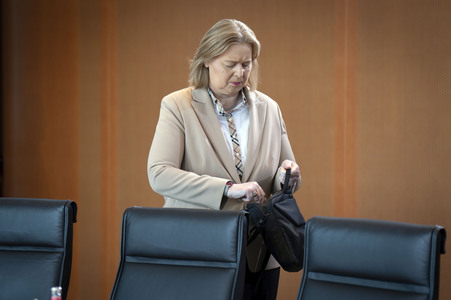 9. Sitzung des Bundeskabinetts in Berlin