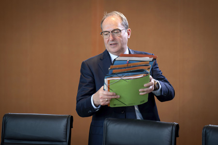 9. Sitzung des Bundeskabinetts in Berlin