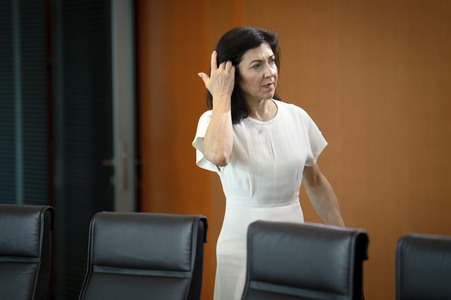 9. Sitzung des Bundeskabinetts in Berlin