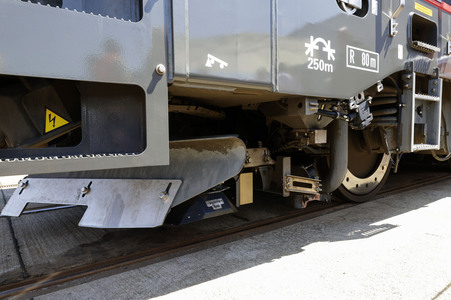 Erste automatisierte Güterzuglokomotive von DB Cargo im Testbetrieb in Köln