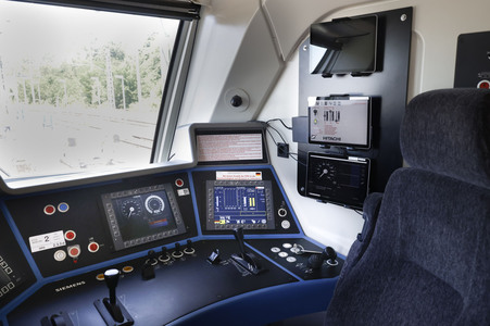 Erste automatisierte Güterzuglokomotive von DB Cargo im Testbet