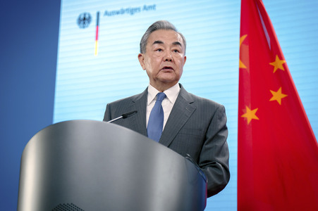 Pressekonferenz des chinesischen Außenministers und des deutschen Außenministers in Berlin
