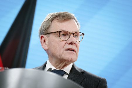 Pressekonferenz des chinesischen Außenministers und des deutschen Außenministers in Berlin