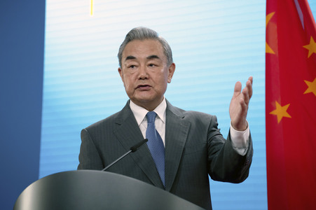 Pressekonferenz des chinesischen Außenministers und des deutschen Außenministers in Berlin