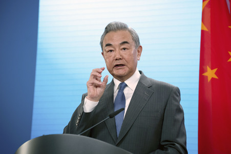Pressekonferenz des chinesischen Außenministers und des deutschen Außenministers in Berlin