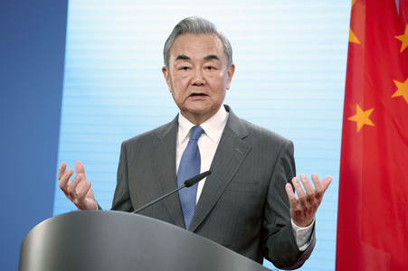 Pressekonferenz des chinesischen Außenministers und des deutschen Außenministers in Berlin