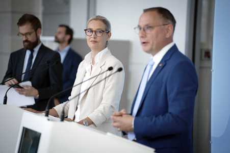 Pressestatement anlässlich der Fraktionsklausur der AfD in Berlin