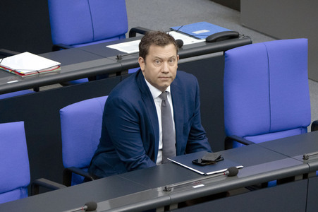 16. Sitzung des Deutschen Bundestages in Berlin