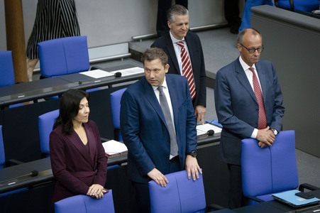 16. Sitzung des Deutschen Bundestages in Berlin