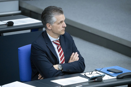 16. Sitzung des Deutschen Bundestages in Berlin