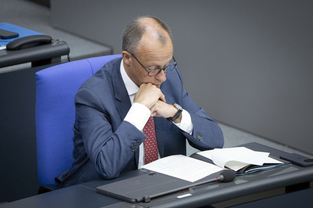 16. Sitzung des Deutschen Bundestages in Berlin