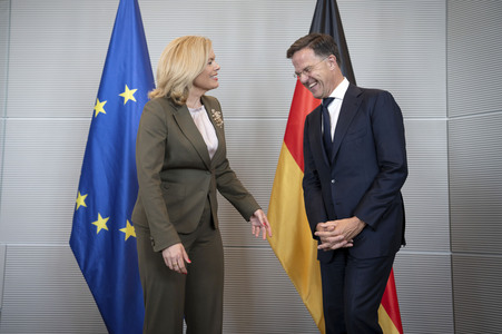 Bundestagspräsidentin Julia Klöckner und NATO-Generalsekretär Mark Rutte in Berlin