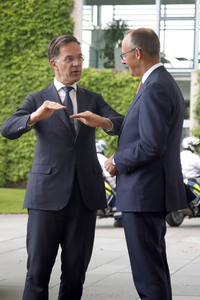 Empfang des NATO-Generalsekretärs in Berlin