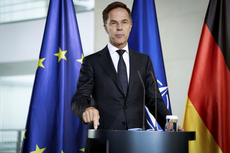 Empfang des NATO-Generalsekretärs in Berlin