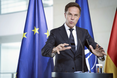 Empfang des NATO-Generalsekretärs in Berlin