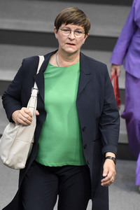 19 Sitzung des Deutschen Bundestages in Berlin