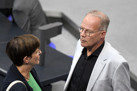 19 Sitzung des Deutschen Bundestages in Berlin