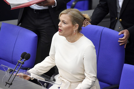 19 Sitzung des Deutschen Bundestages in Berlin