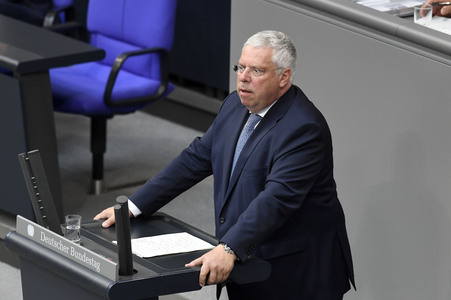 19 Sitzung des Deutschen Bundestages in Berlin