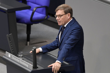 19 Sitzung des Deutschen Bundestages in Berlin