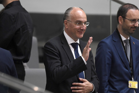 19 Sitzung des Deutschen Bundestages in Berlin