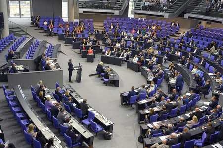 19 Sitzung des Deutschen Bundestages in Berlin