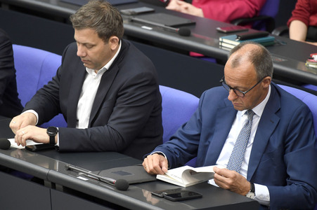 19 Sitzung des Deutschen Bundestages in Berlin