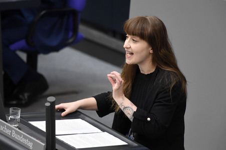 19 Sitzung des Deutschen Bundestages in Berlin