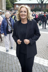 Öffentliche Gedenkfeier für Carlo von Tiedemann in Hamburg