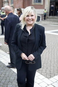 Öffentliche Gedenkfeier für Carlo von Tiedemann in Hamburg