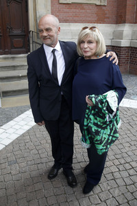 Öffentliche Gedenkfeier für Carlo von Tiedemann in Hamburg