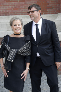 Öffentliche Gedenkfeier für Carlo von Tiedemann in Hamburg