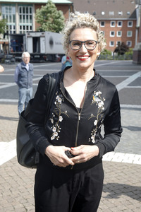 Öffentliche Gedenkfeier für Carlo von Tiedemann in Hamburg